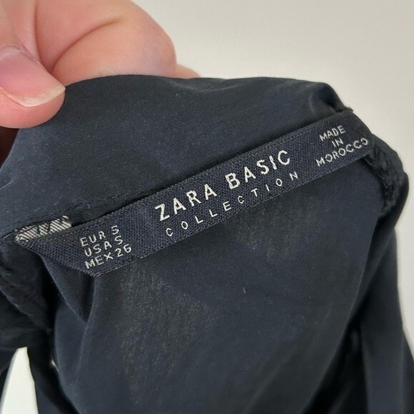 Zara Black Lace Up Front Open Back Long Sleeve Blouse Size Small - Picture 3 of 5